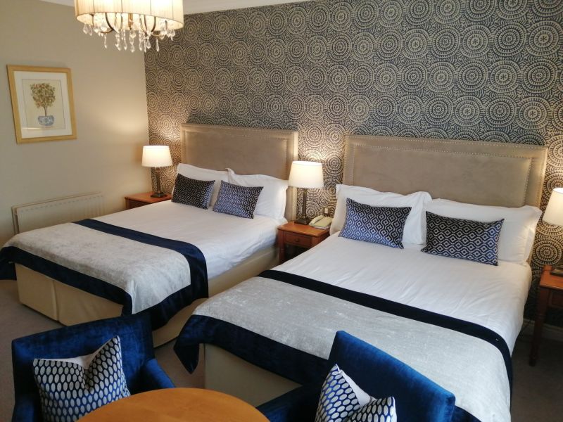 Small Family Room, Double Double Beds