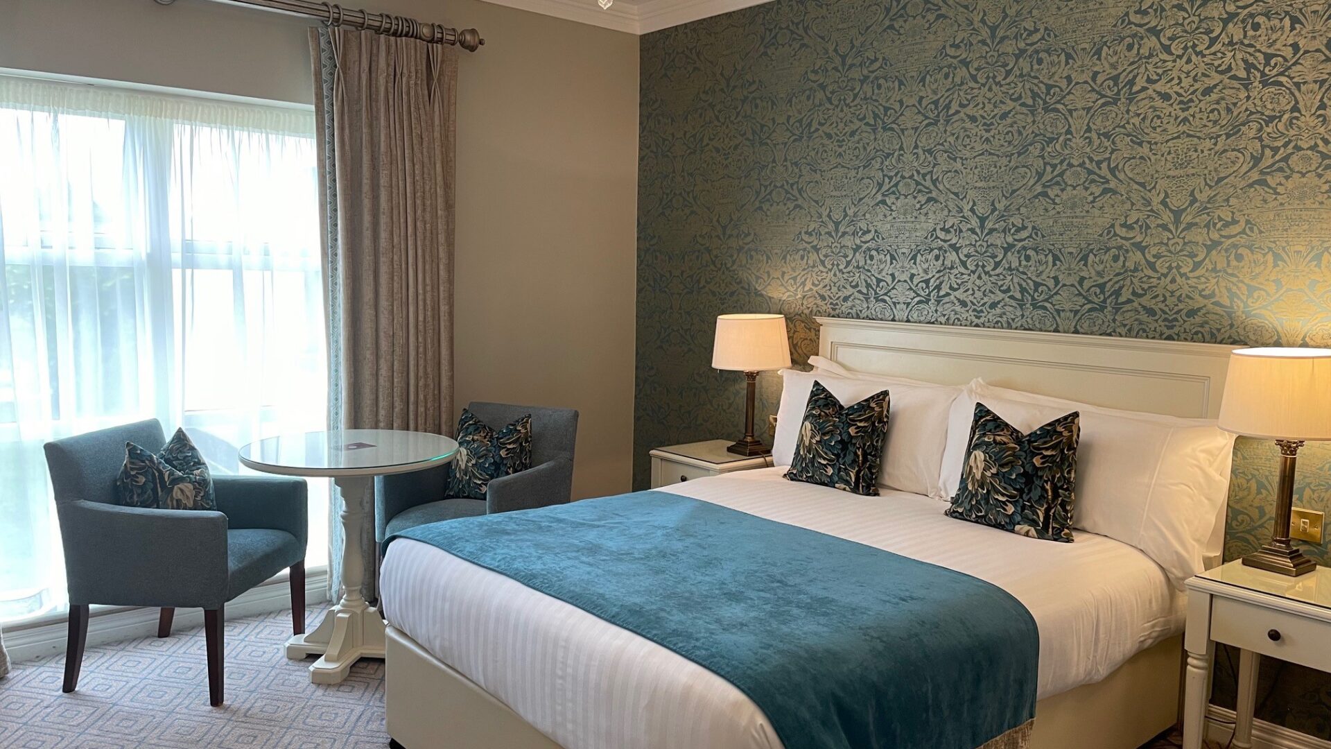 Room 103 bedoom space landscape
